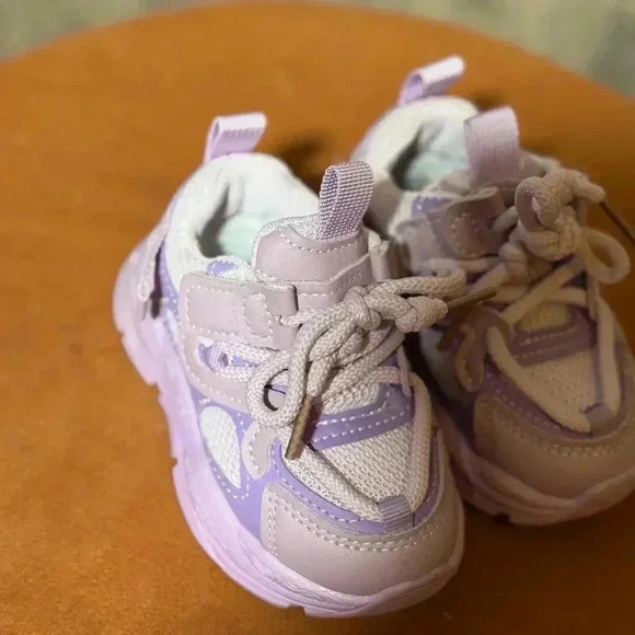 SHEIN toddler fashion sneakers size 21 (US 5.5C) - Picture 2 of 5